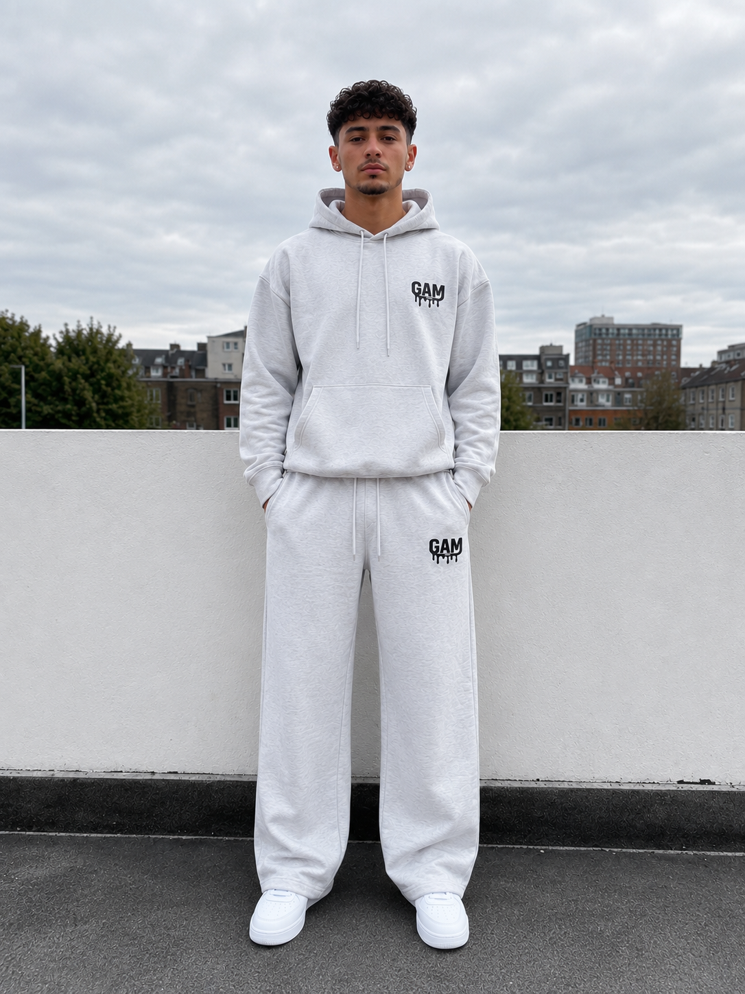 Hoodie an pant pocket zip up 330 GSM